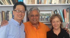 Rajan Zed (middle) at Hartford Seminary in Connecticut with its President Dr. Heidi Hadsell (right) and Academic Dean Dr. Uriah Y. Kim.